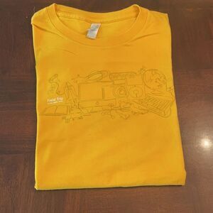 Apple Store Employees Camp T Shirt Yellow Logo Top